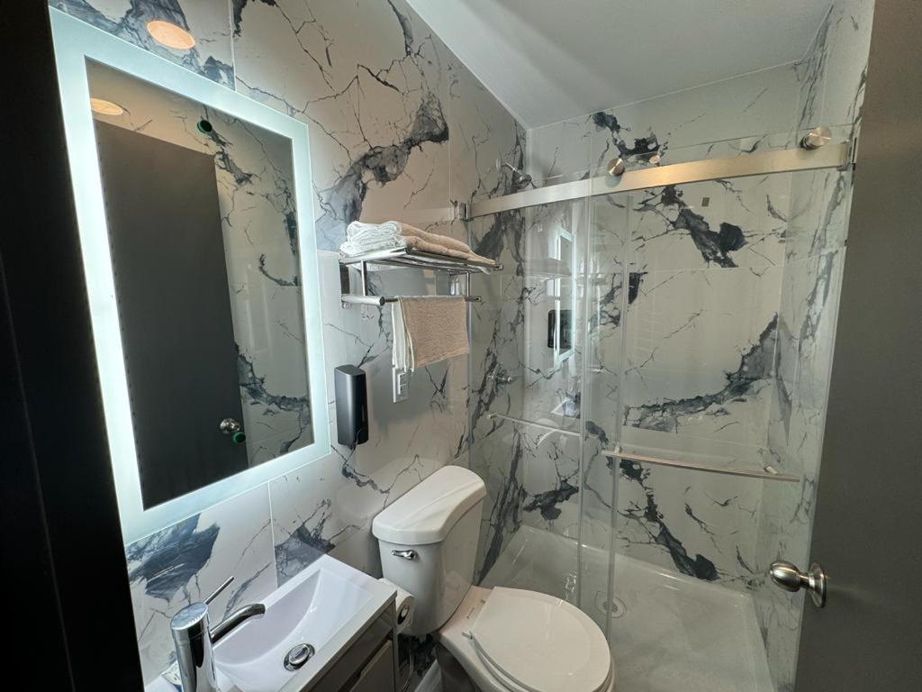 Moon Hotel Brooklyn Нью-Йорк Екстер'єр фото